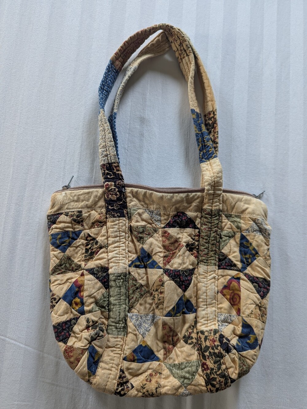 Vintage Quilted Patchwork Tote Bag Purse Cottegecore Shabby Farmhouse